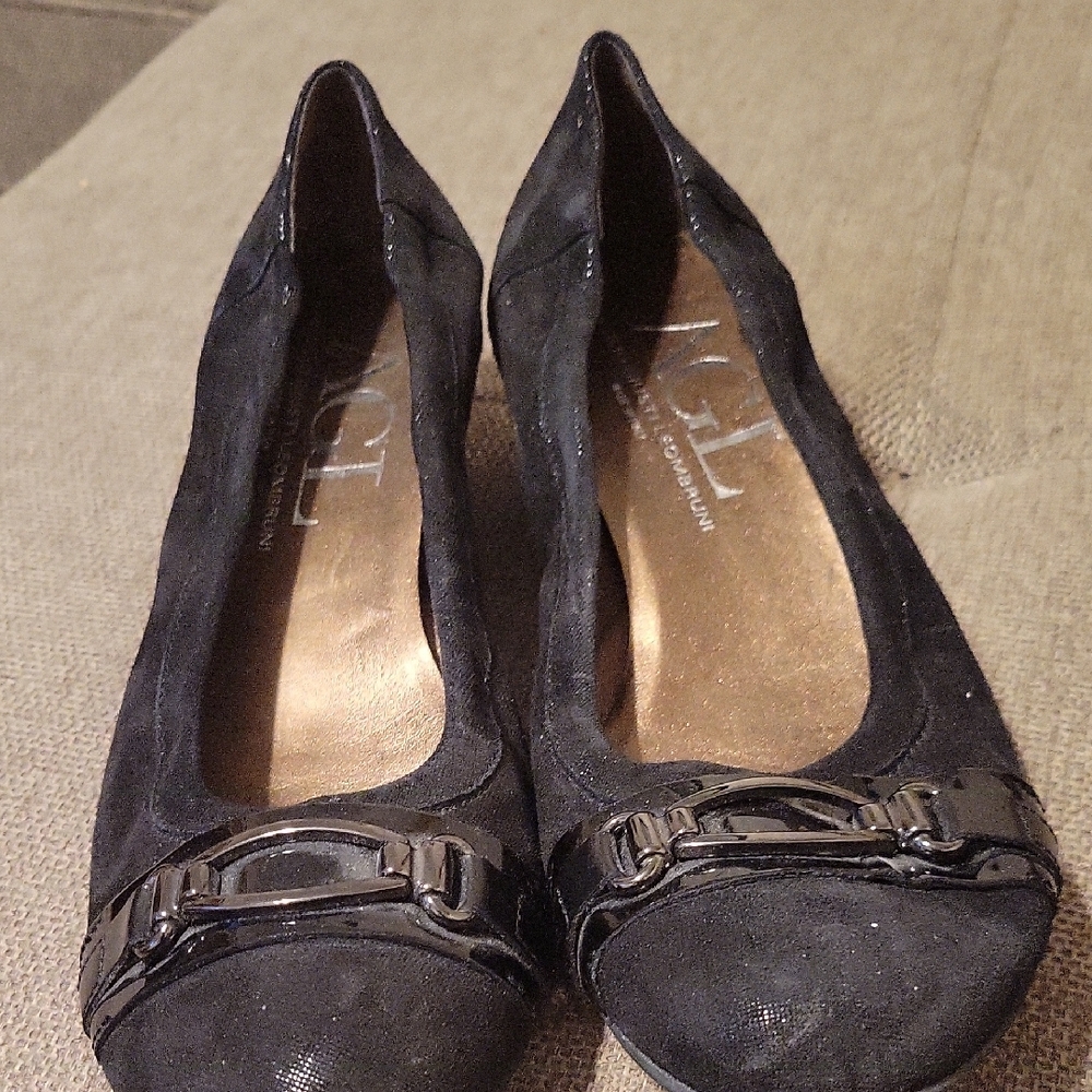 AGL Women's Black Wedge Shoes - Picture 2 of 3